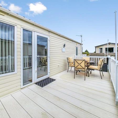 Villa Escape To Paradise At Pevensey Bay Holiday Park 13 Woodland Walk Exterior foto