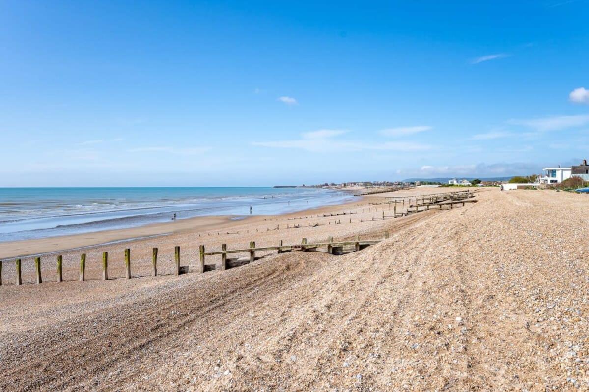 Villa Escape To Paradise At Pevensey Bay Holiday Park 13 Woodland Walk Exterior foto